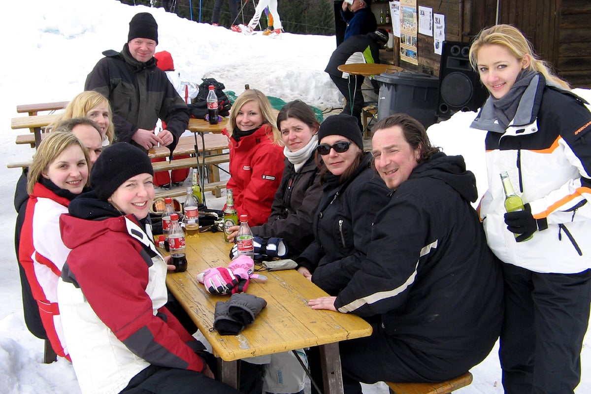 Teambuilding: Siska ist immer für eine Gaudi zu haben.